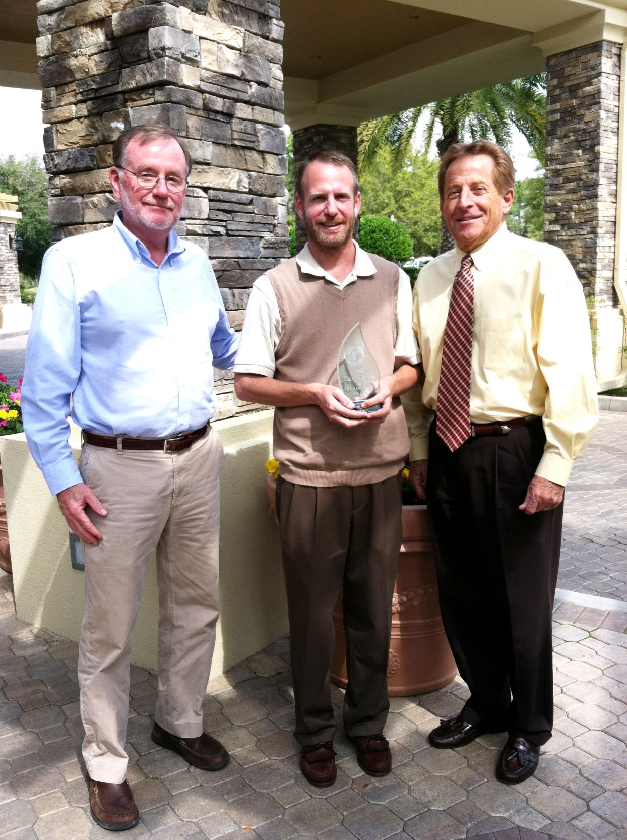 Jeff Bryan Get award